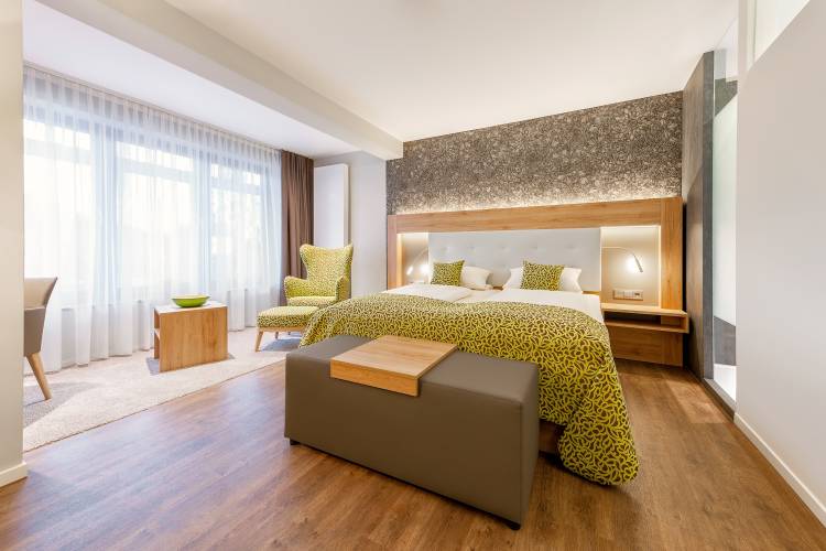 Premium Plus Hotelzimmer grünes Design Bad Iburg
